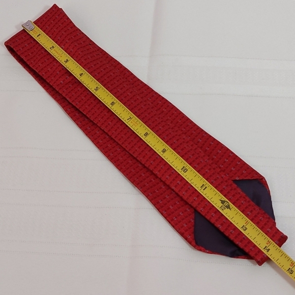 Palatina Imported Silk Neck Tie Red Geometric Pattern - Picture 6 of 6